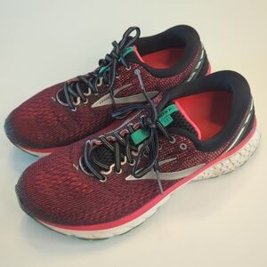 Brooks Ghost 11 Comfort Running Shoes Size 10D Magenta Black 1202771D017 GUC